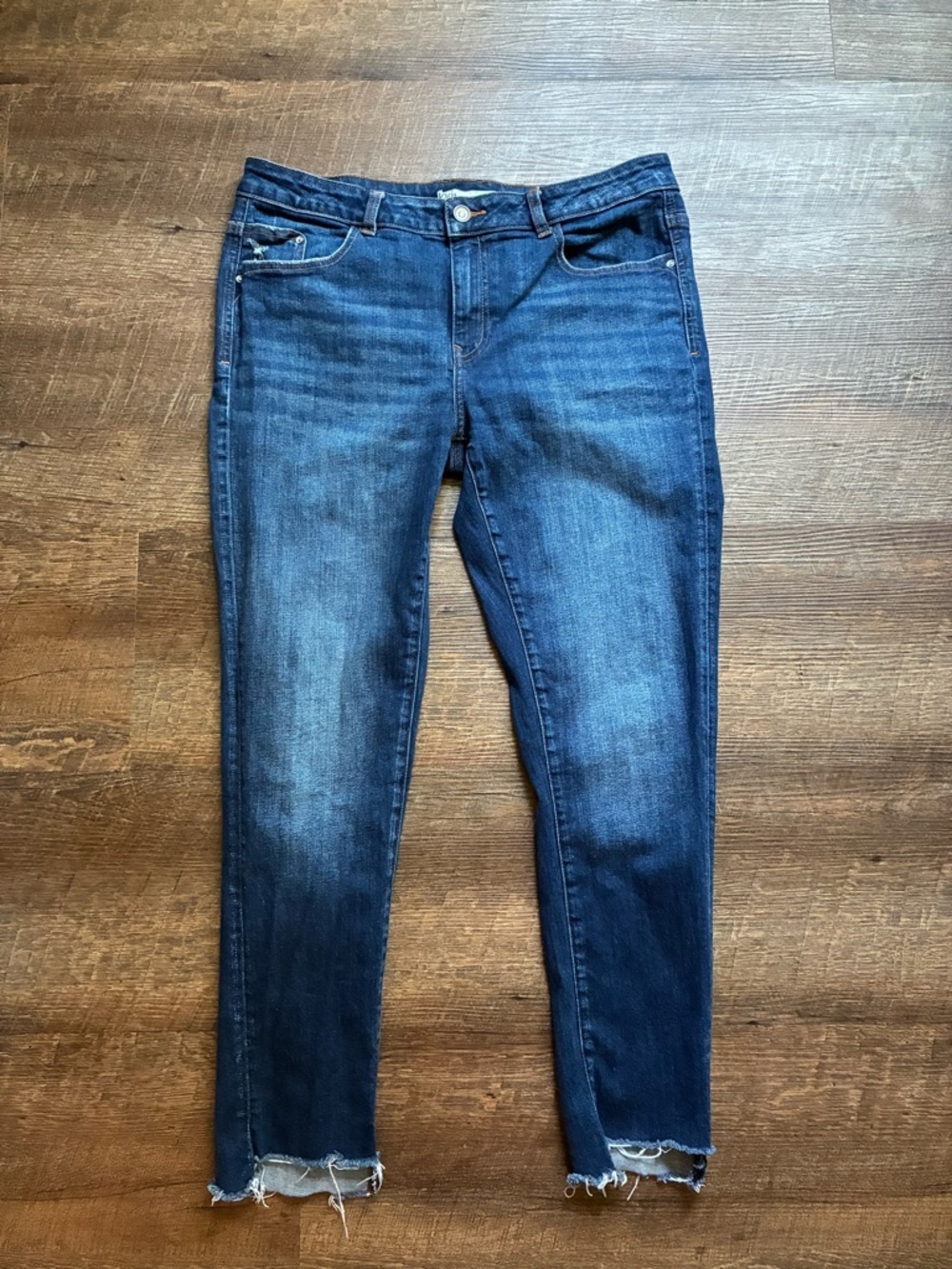 ZARA mid rise skinny jeans raw hem denim casual  sz 12